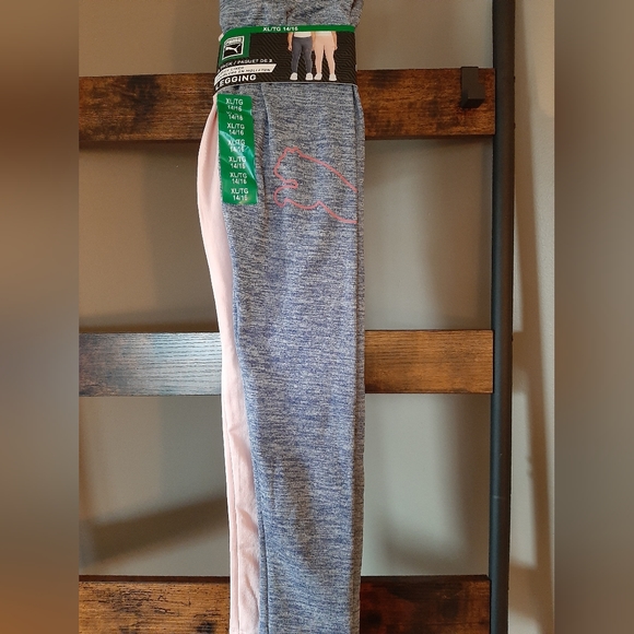 🔥NWT $15 Sale 🔥Puma Kids Fleece Lined Leggings 2 Pack - Picture 2 of 5